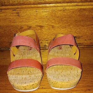 Kork-Ease Pink Wedges